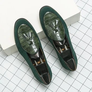 Mocasini cu Ciucure Barbati Casual din Piele Pantofi Slip on Apartamente de Moda Italian Mocasini Nou la Modă Om de Conducere Pantofi Rochie de Încălțăminte