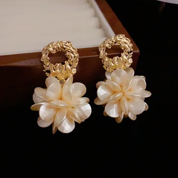 Cogonia Metal Flori Legăna Cercei Pentru Femeile De Cupru De Înaltă Calitate Placat Cu Aur Korean Picătură Cercei Originale Bijuterii En-Gros