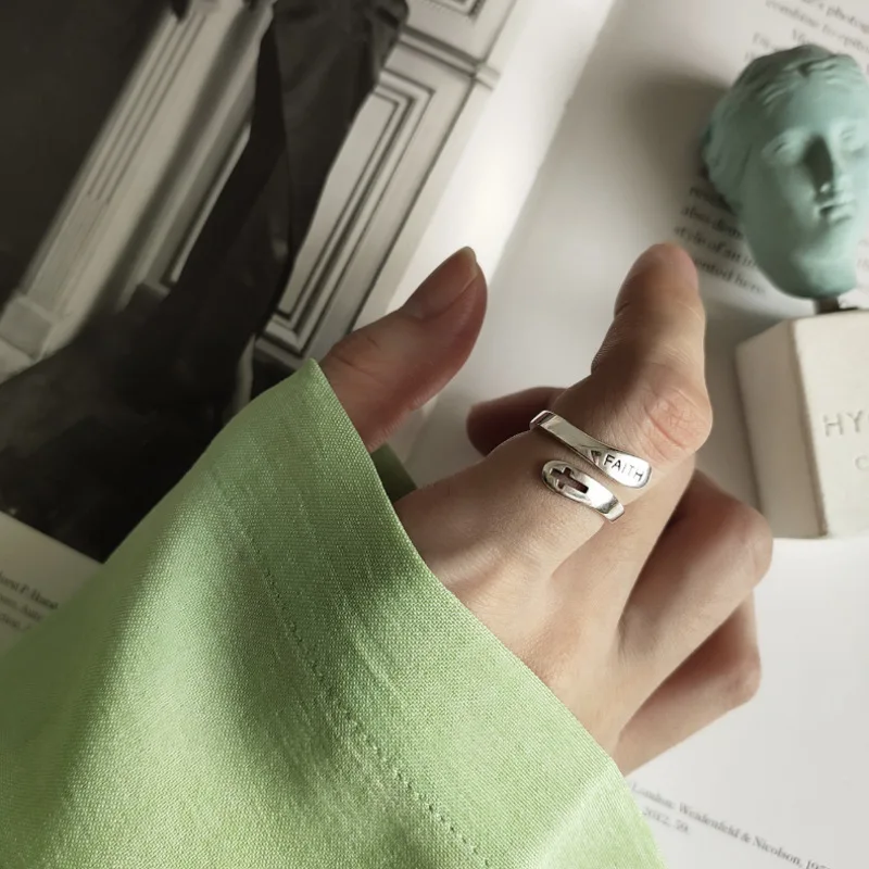 Noua Moda De Argint De Culoare Deschisă Deget Inelul De Credință Cuvinte Încrucișate Punk Geometrice Pentru Femei Fata De Bijuterii Cadou Dropship En-Gros