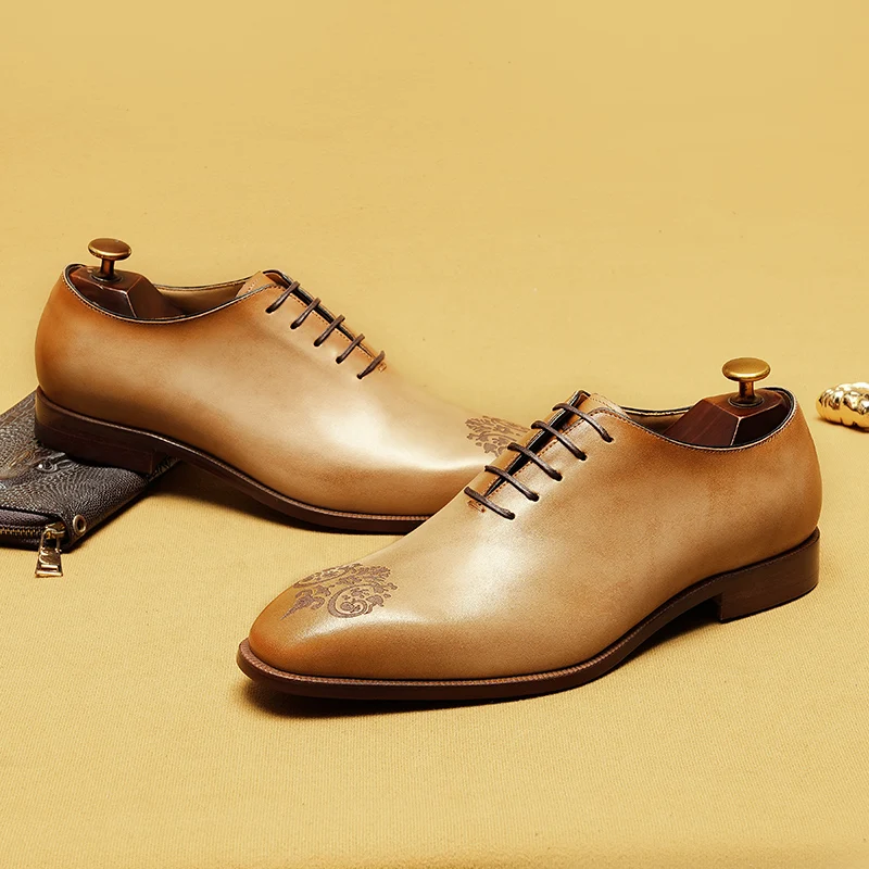 Versiunea europeană de pantofi pentru bărbați Goodyear manual pantofi de nunta 2023 nou high-end cap pătrat pantofi Oxford barbati sculptate de afaceri l